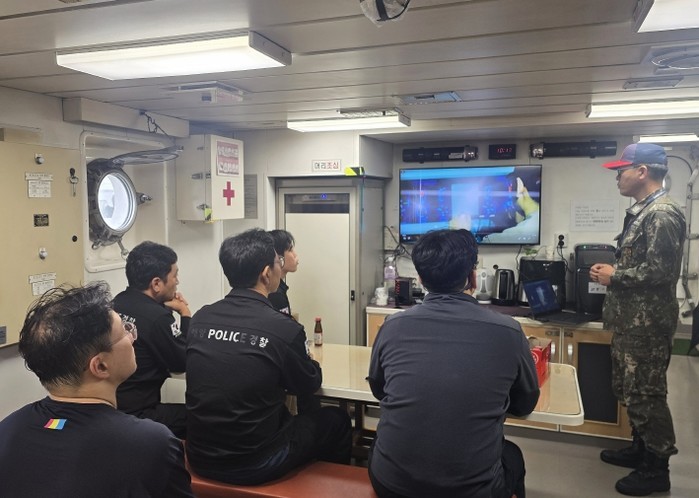 서특단-해군 제2함대 함포 운용 교육...