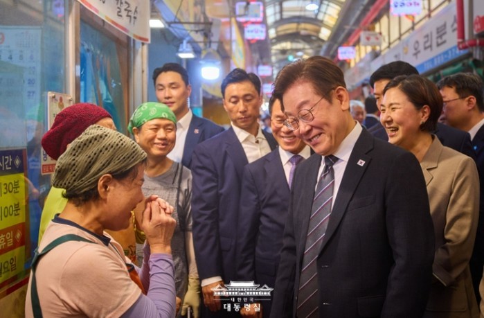 이재명 대통령, 인천 미추홀구 용현시...