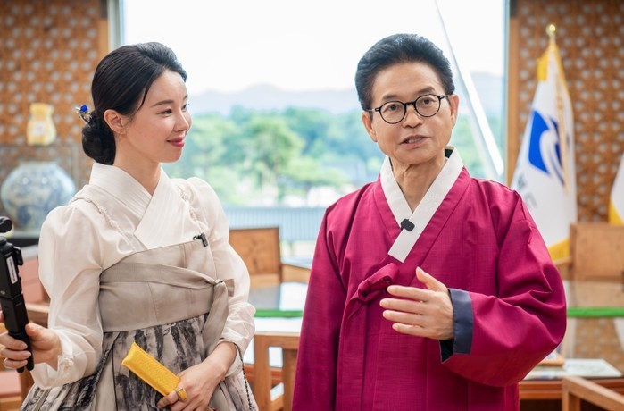 한복 입고 배우고…알리고 경북, 한류...
