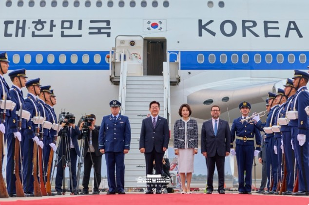 이재명 대통령 칠레 공식방문…&quo...